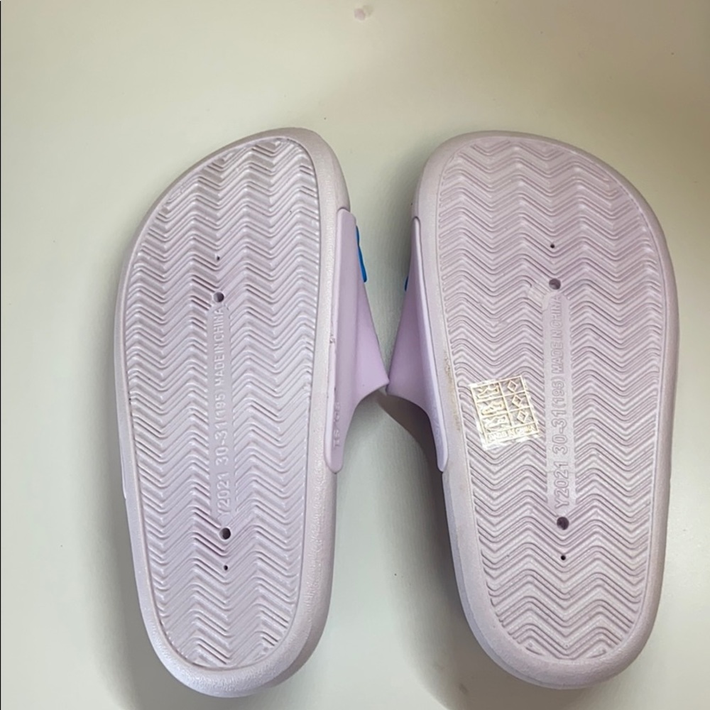 Girls slides - Picture 5 of 5